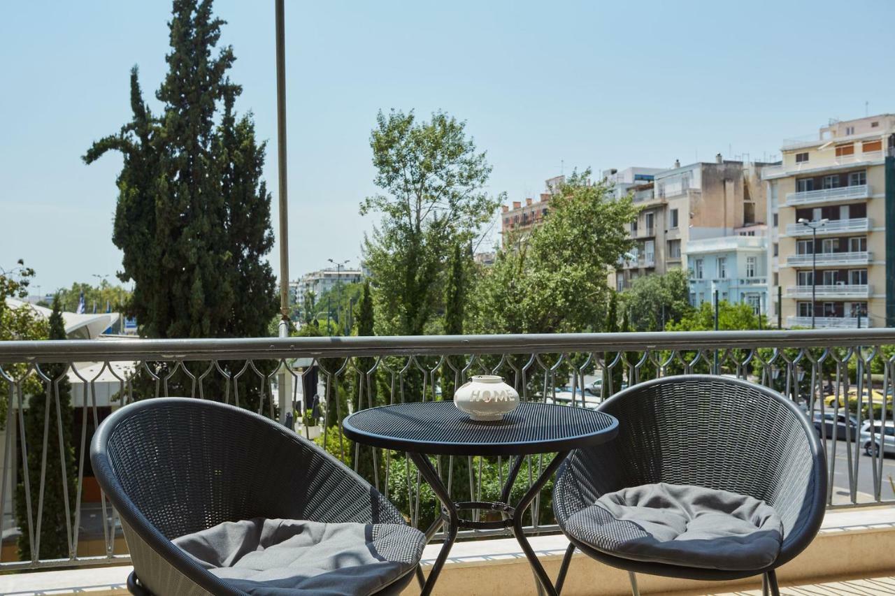 Chic One Bd Apartment With Hilton View Athens Exterior photo